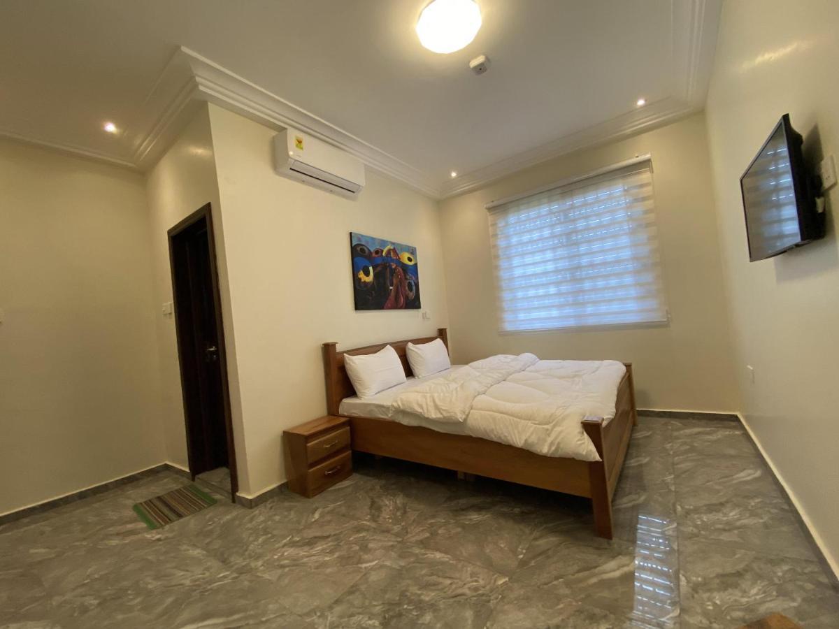 Eagle Vault Hotel Kwabenya ภายนอก รูปภาพ